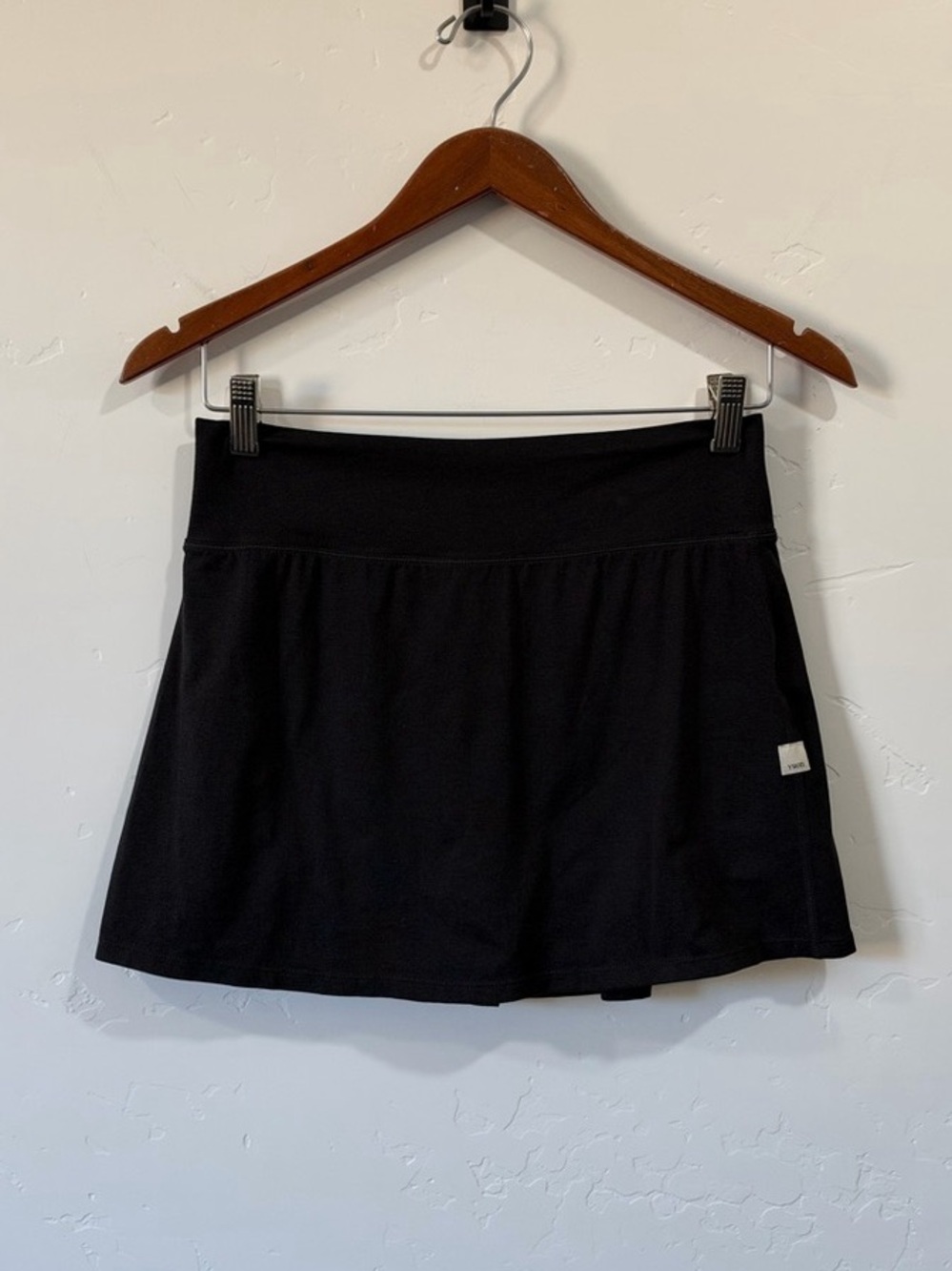 Vuori Halo Performance Skirt Skort Shorts Jersey Knit Black heather Size Small